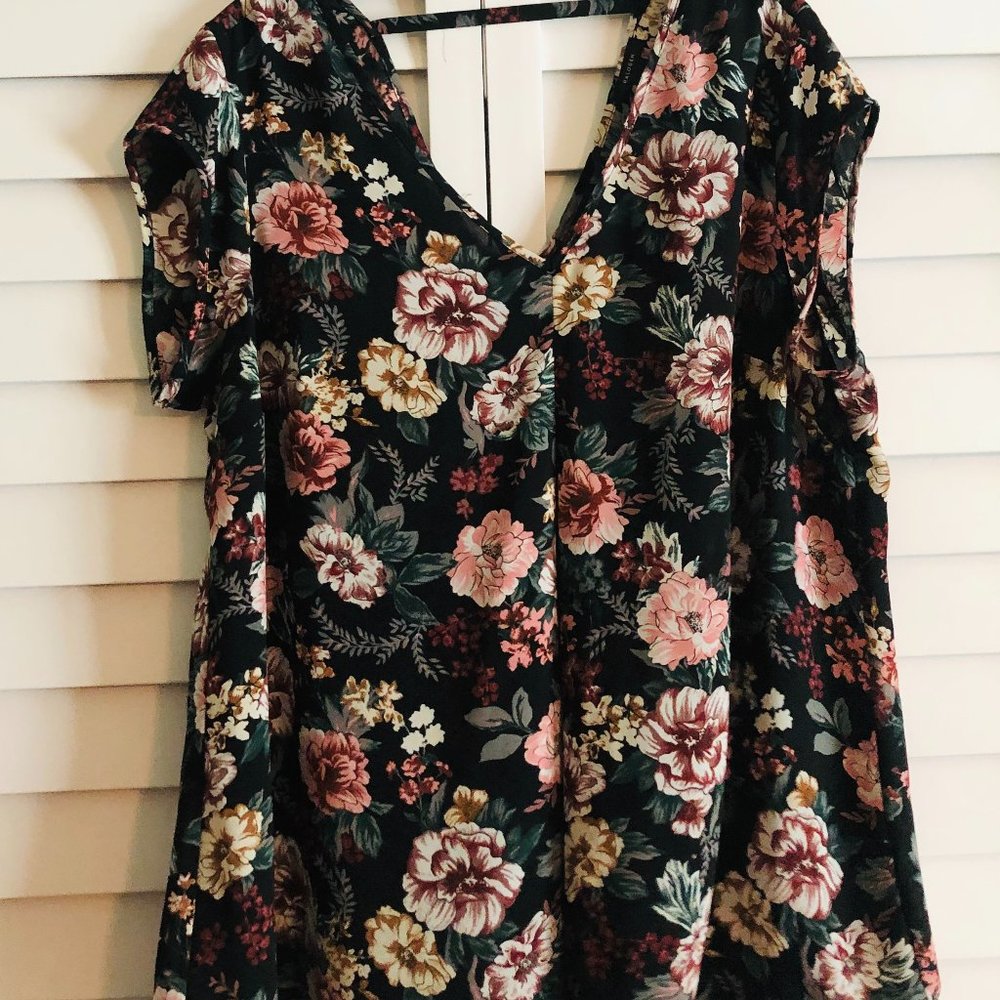 Flower Blouse 1X